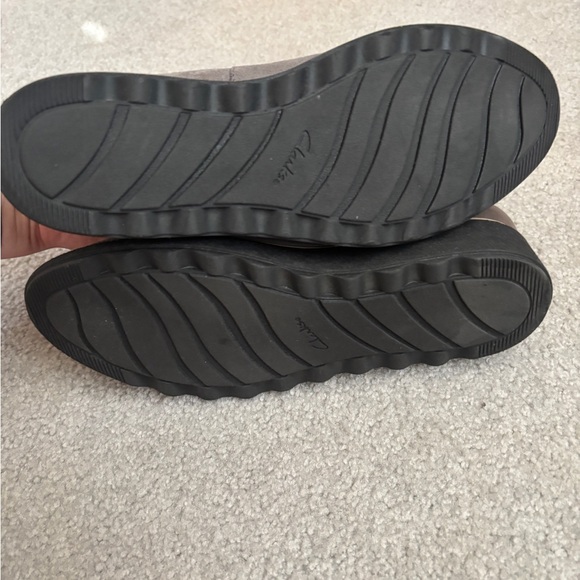 Clark’s loafers - Picture 2 of 6